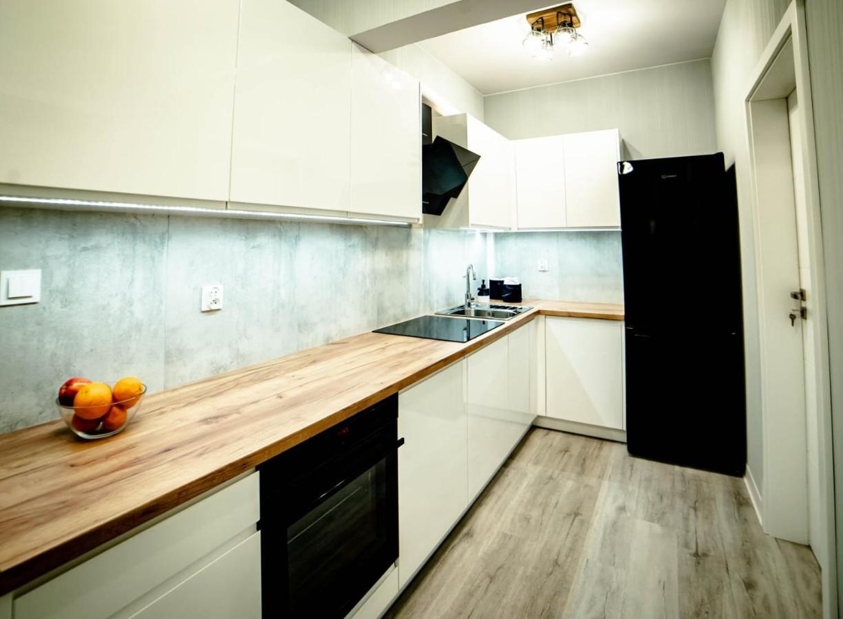 Lofty Apartamenty Namyslow I Екстериор снимка